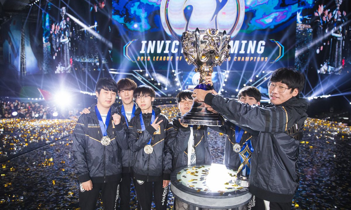 LPL新赛季备战升级:陪练团助力战术水平提升,登峰组缺席引热议